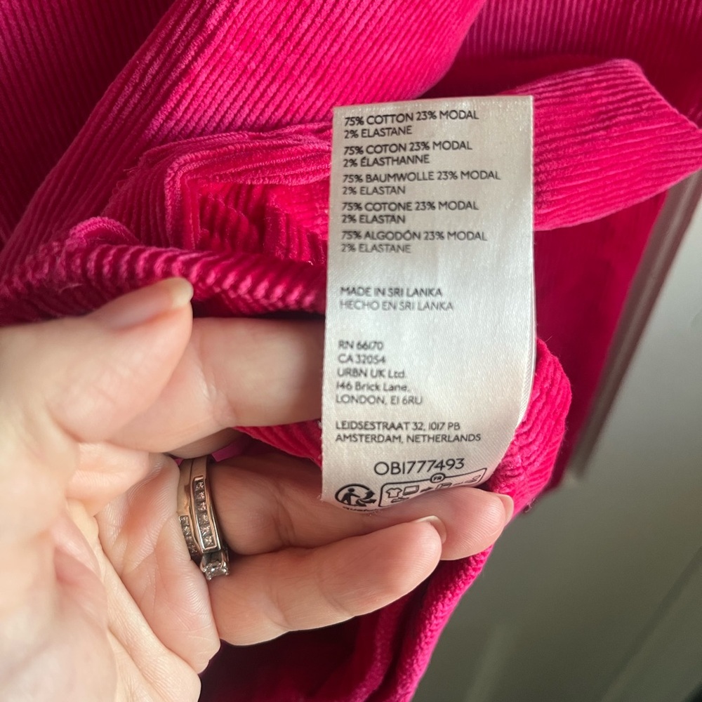 Anthropologie Maeve Colette Cropped Wide Leg Corduroy Hot Fuchsia Pink Pants 28 - Picture 8 of 13